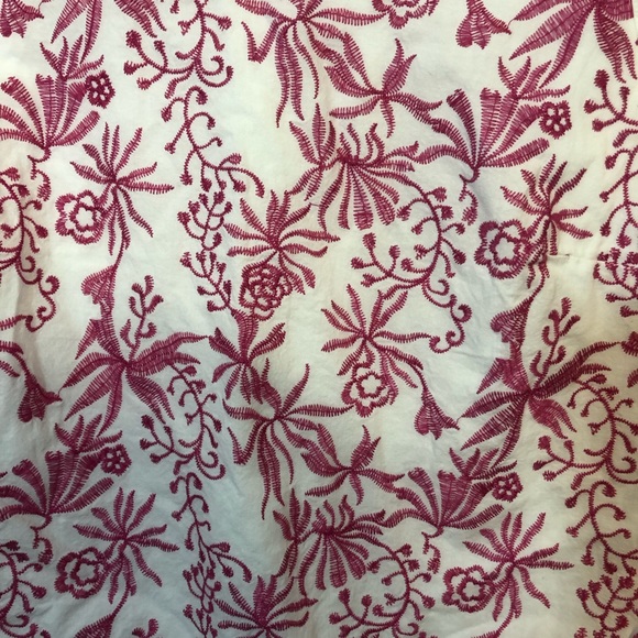 Liz Claiborne sleeveless blouse - Picture 5 of 5